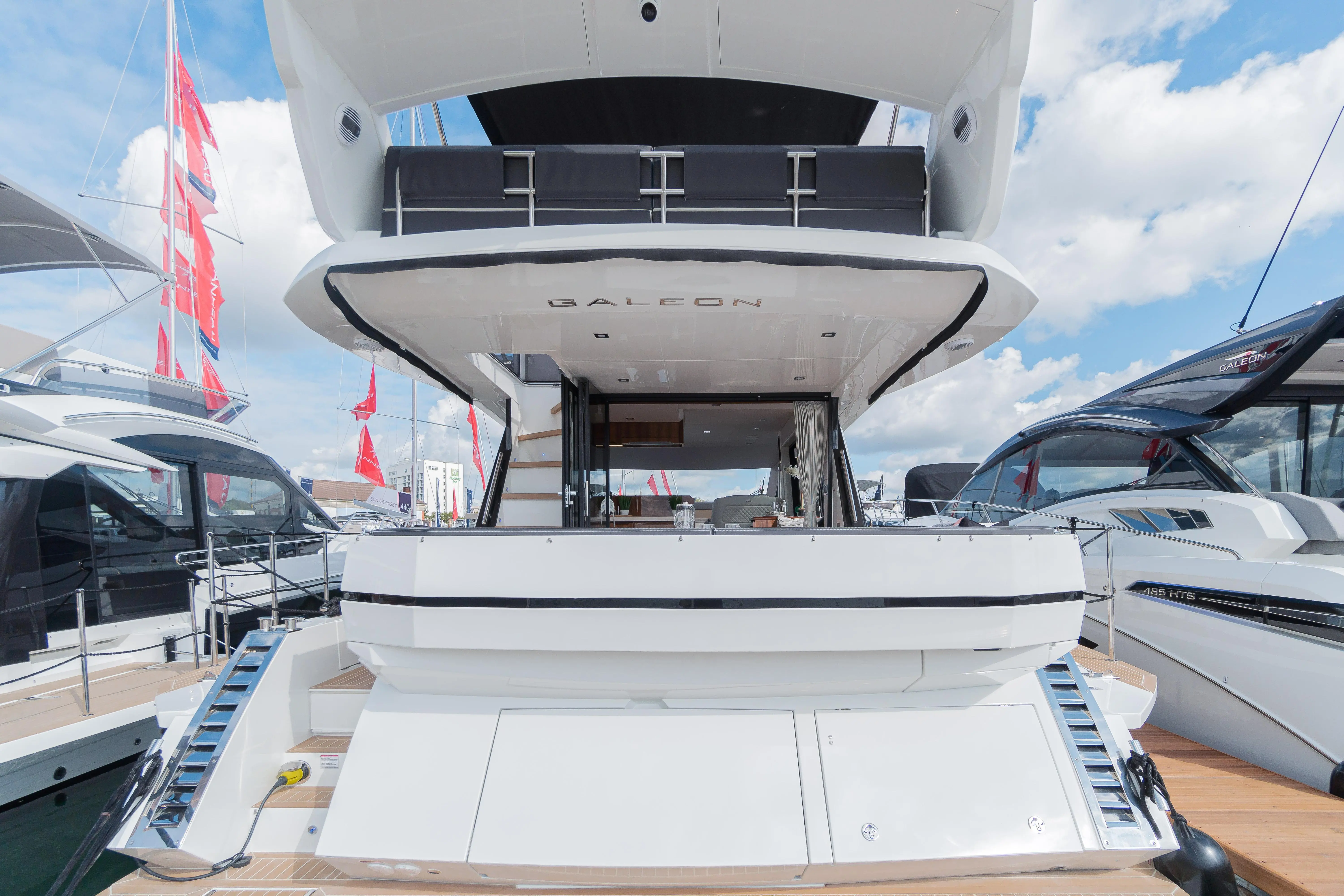 2022 Galeon 460 fly