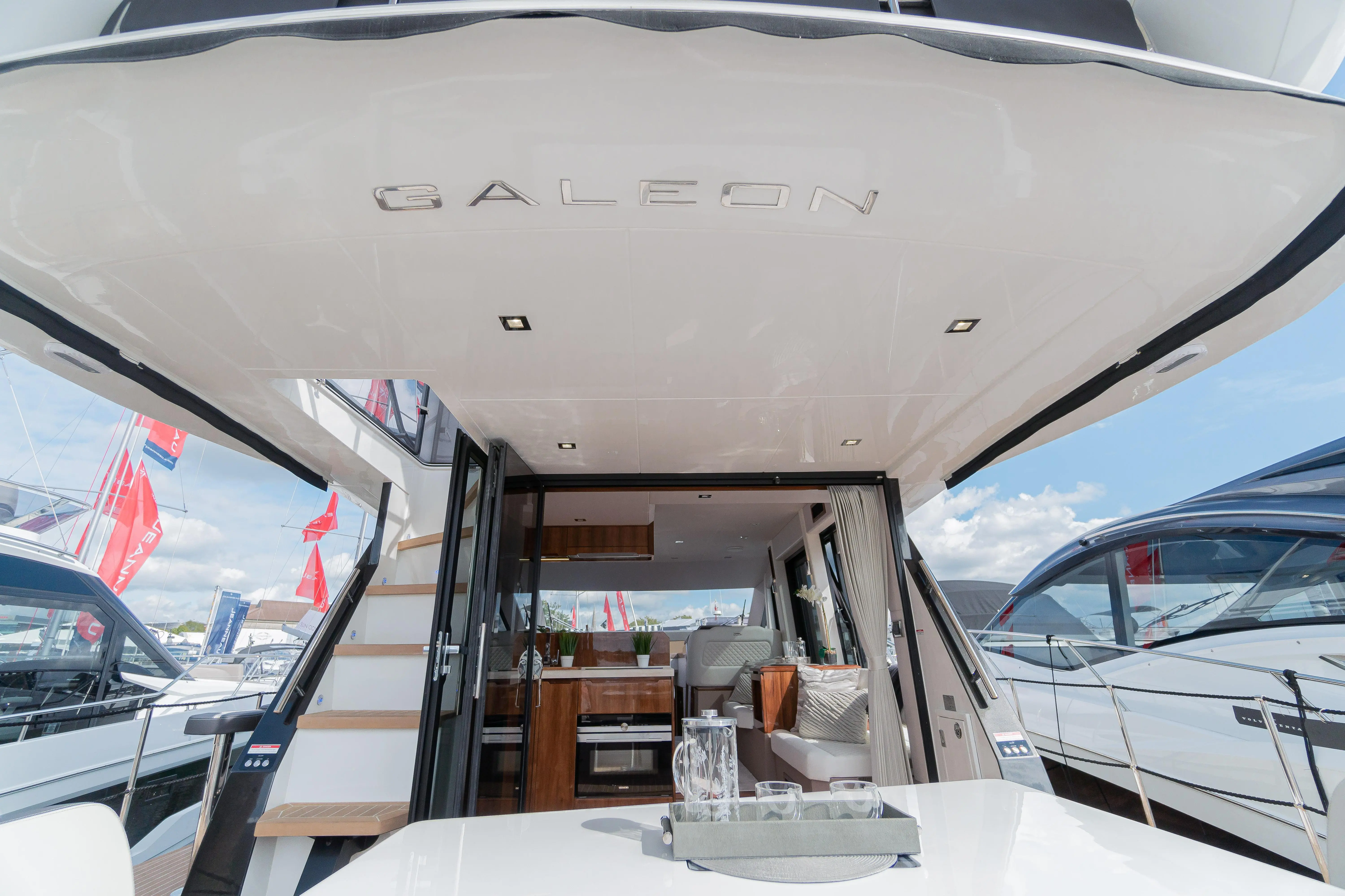 2022 Galeon 460 fly