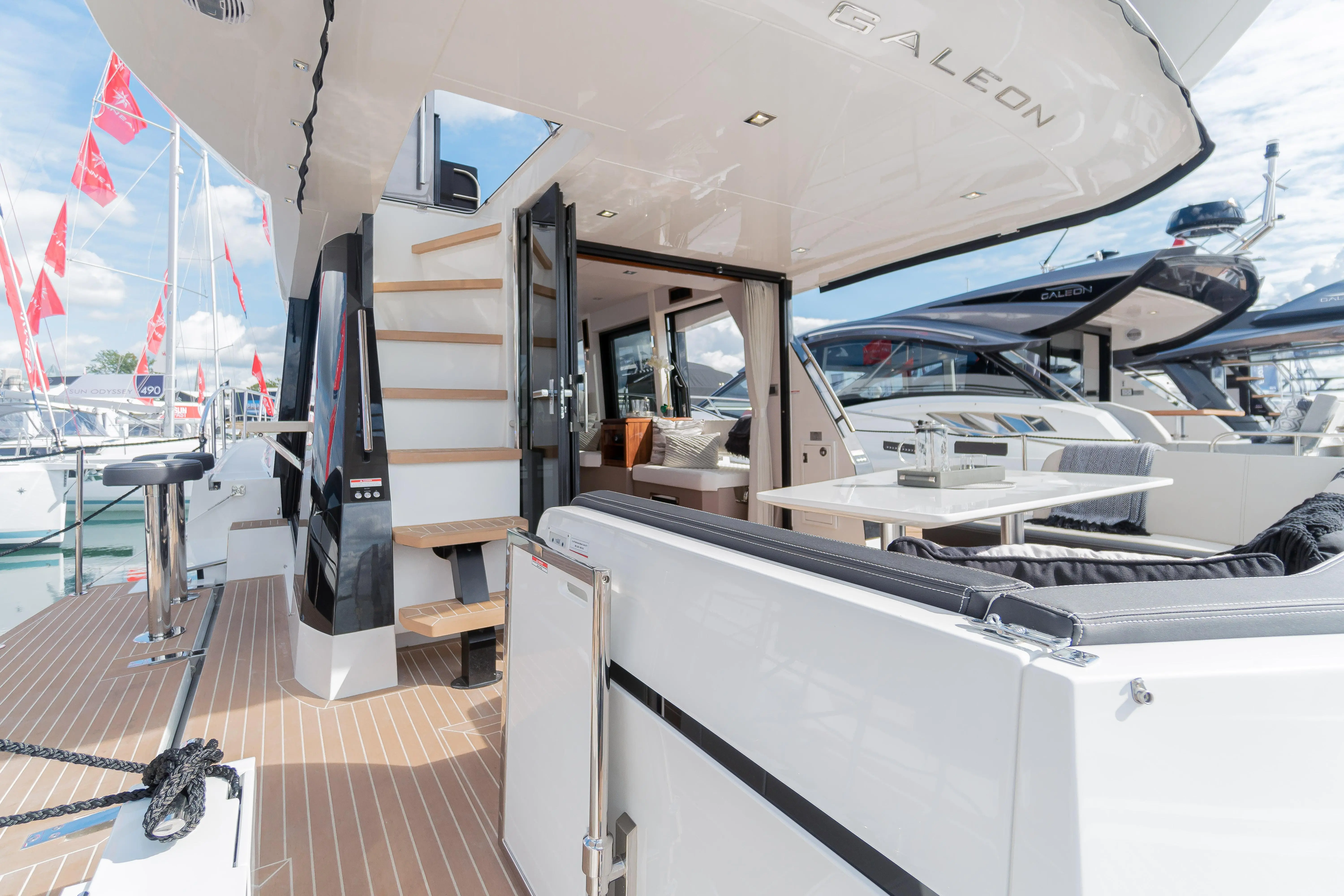 2022 Galeon 460 fly