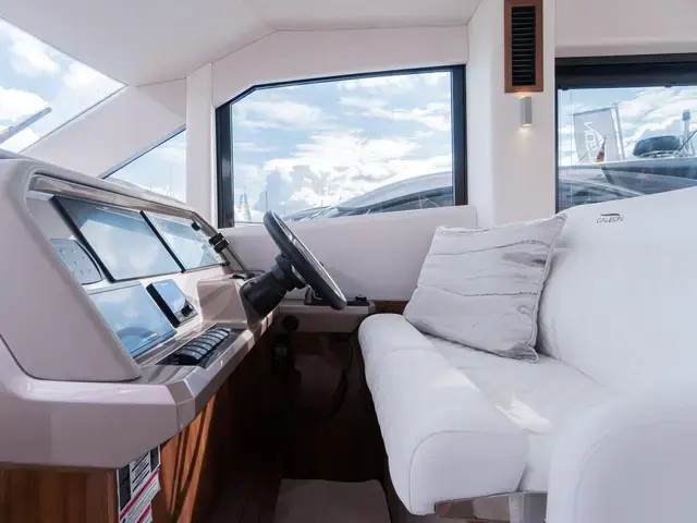 Galeon 460 Fly