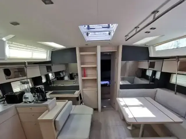 Beneteau Oceanis 51.1