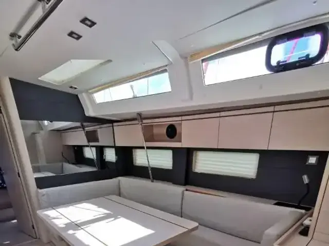 Beneteau Oceanis 51.1