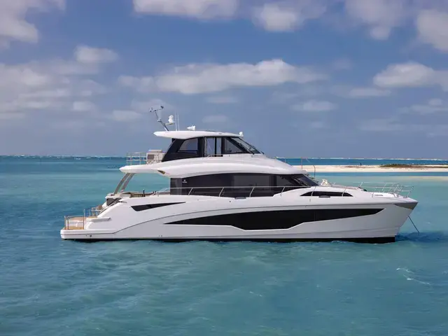 Aquila 70 Luxury