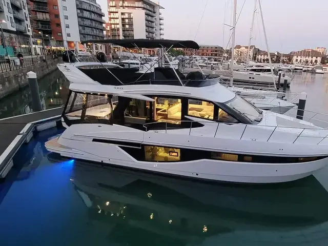 Galeon 460 Fly