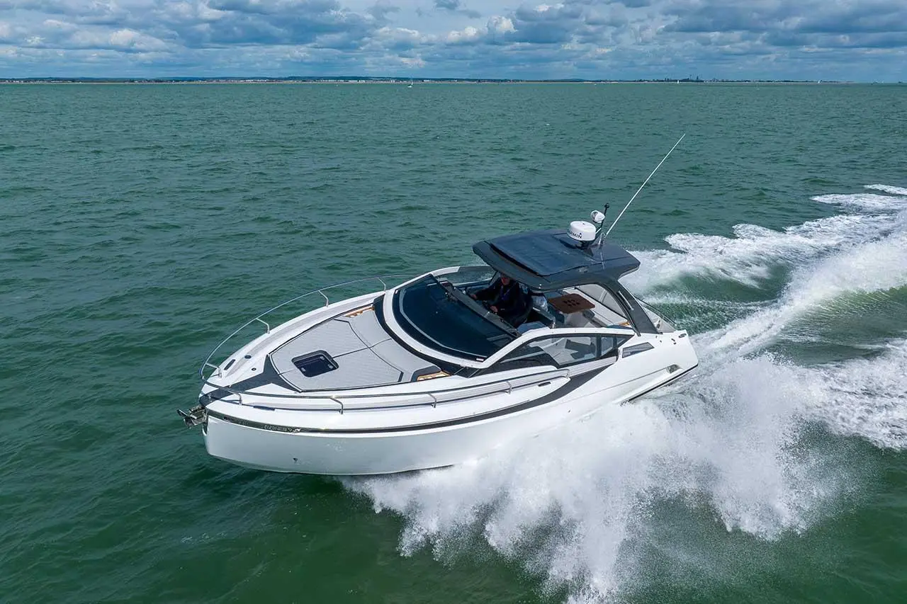 2024 Fairline f line 33