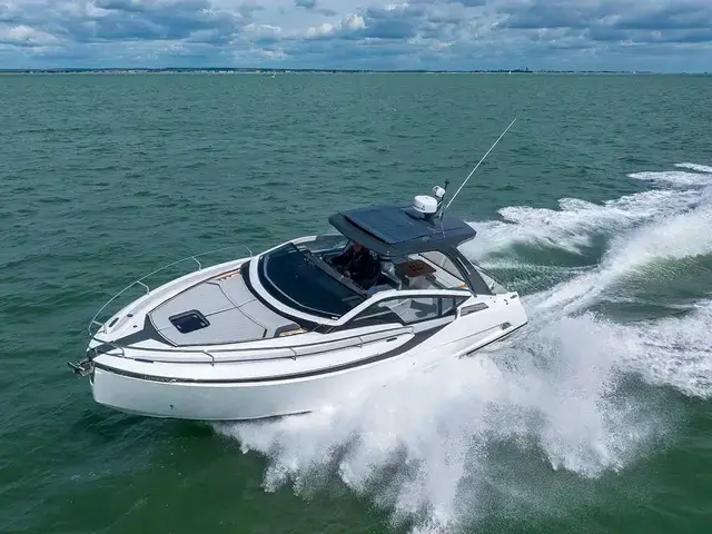 Fairline F Line 33