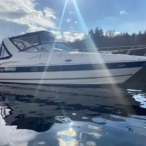 2006 Cruisers Yachts 320 Express