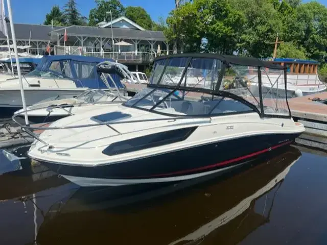 Bayliner VR5 Cuddy