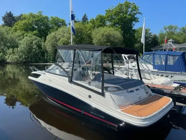 Bayliner VR5 Cuddy