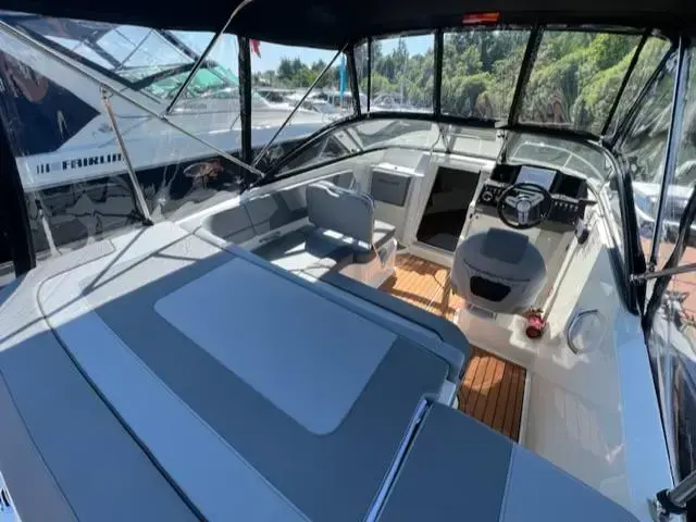 Bayliner Vr5