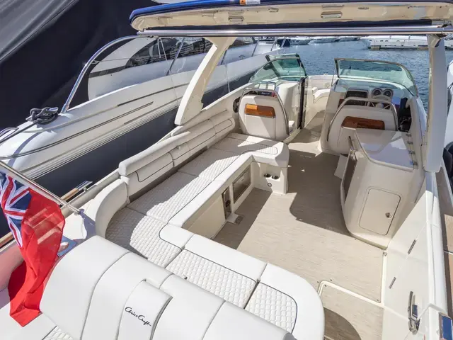 Chris Craft 35 Launch Gt