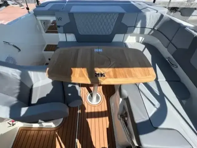 Bayliner Vr5