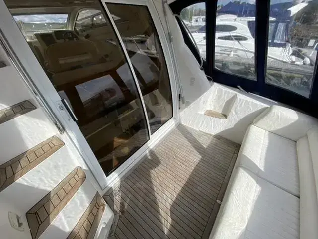 Sealine F34