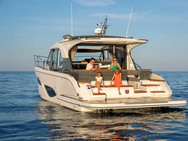 Marex 440 Gourmet Cruiser