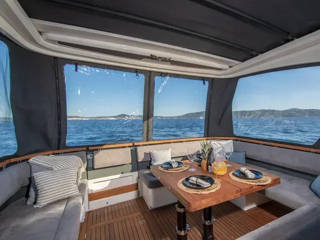 Marex 440 Gourmet Cruiser