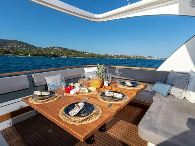 Marex 440 Gourmet Cruiser