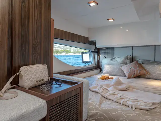 Marex 440 Gourmet Cruiser