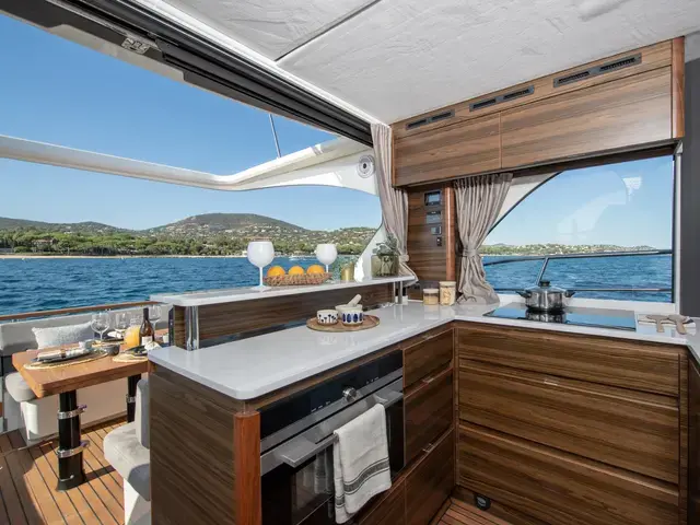 Marex 440 Gourmet Cruiser