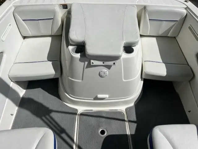 2006 Bayliner 192 discovery