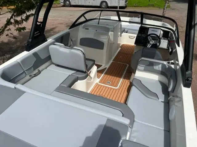 2024 Bayliner vr6 bowrider