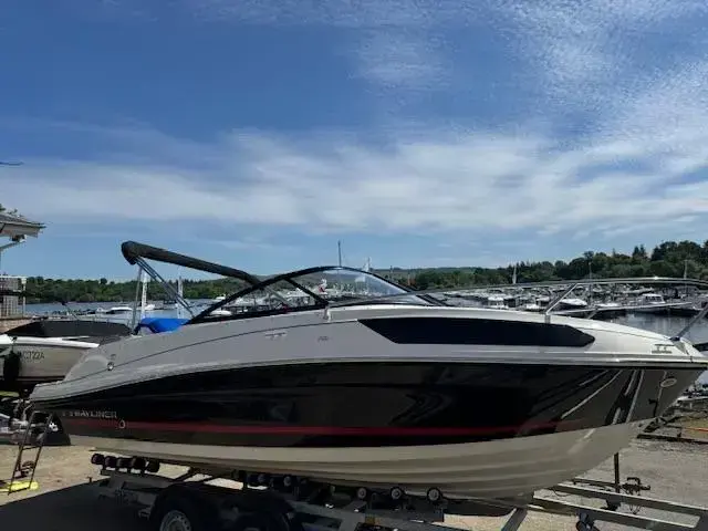 Bayliner Vr5