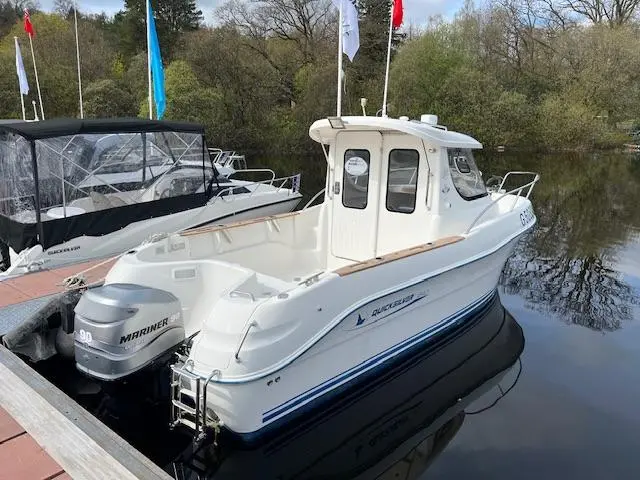 2006 Quicksilver 640 pilothouse