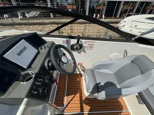 Bayliner Vr5