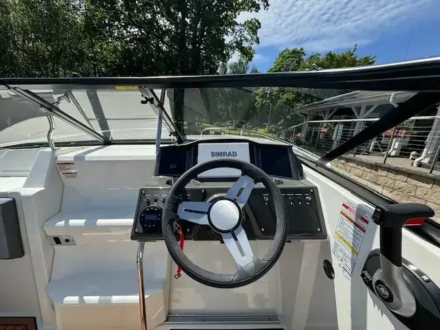 Bayliner Vr5