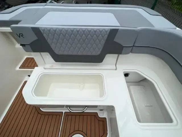 Bayliner Vr5