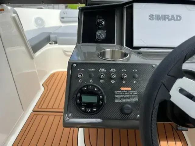 Bayliner Vr6