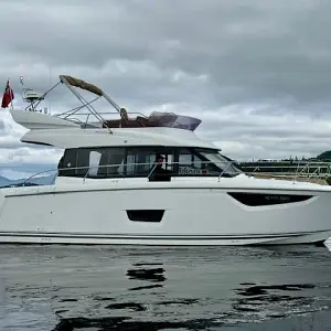 2017 Jeanneau Velasco 37 F