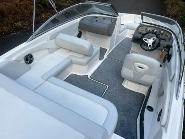 2015 Regal 1900 bowrider