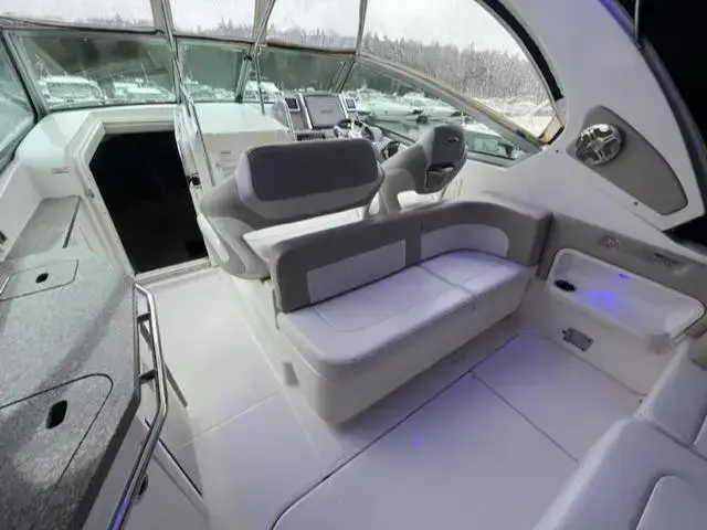 Chaparral 310 Signature