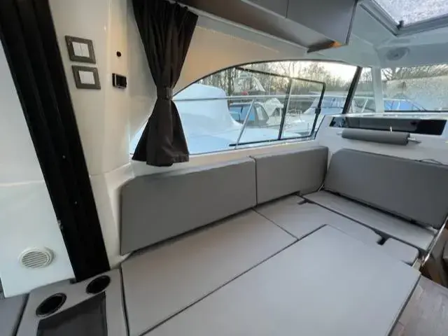 Beneteau Antares 11