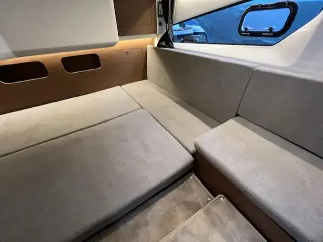 Beneteau Antares 11