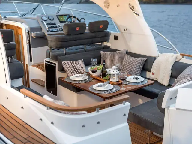 Marex 310 Sun Cruiser