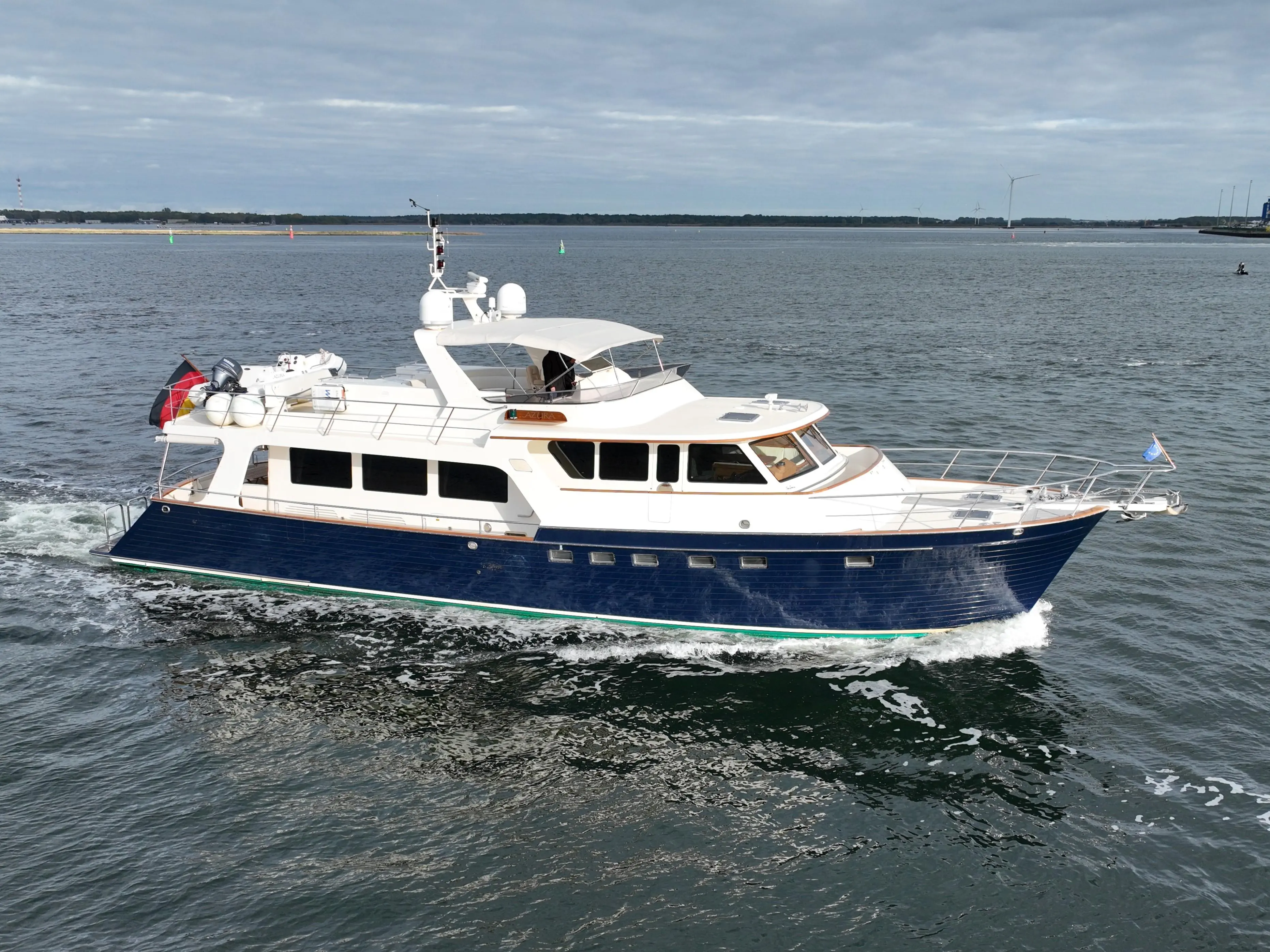 2009 Marlow 72e