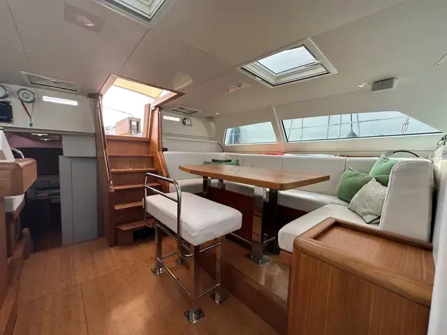 Solaris 72 Deck House