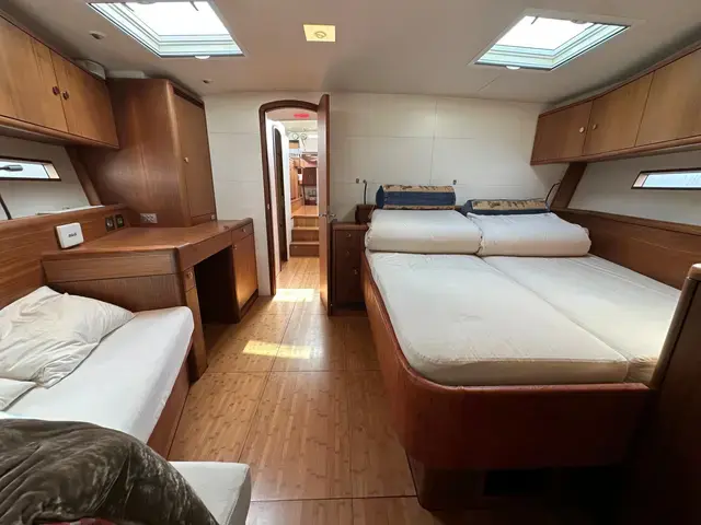 Solaris 72 Deck House