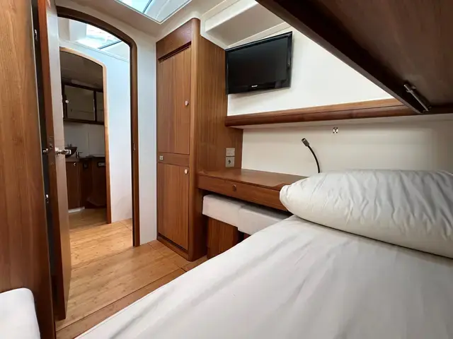 Solaris 72 Deck House