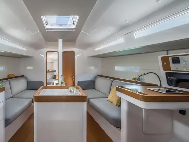 Beneteau First 36