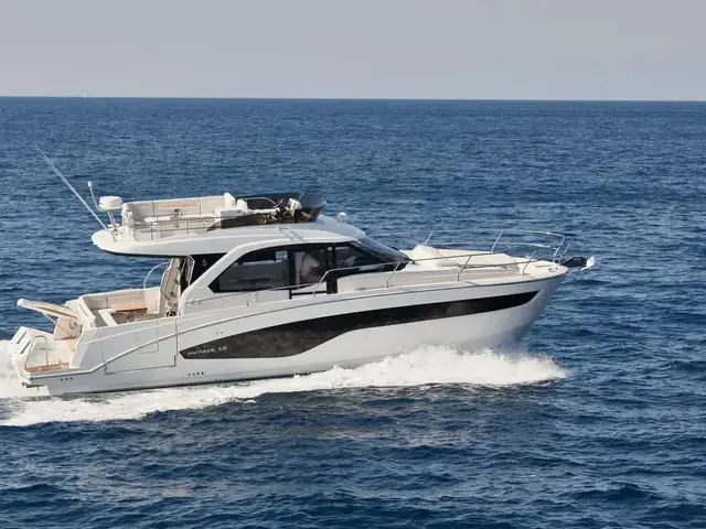 Beneteau Antares 12