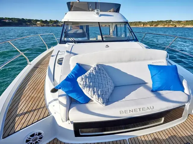 Beneteau Antares 12