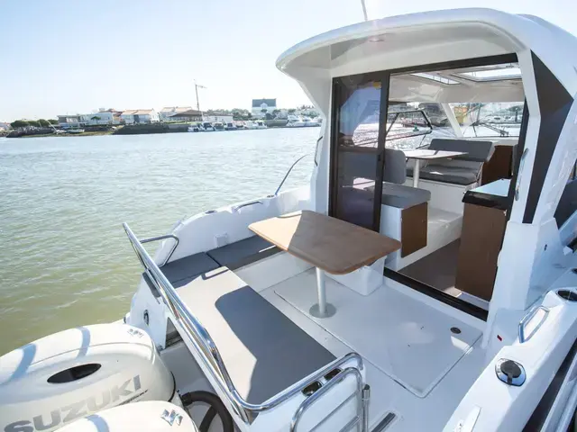 Beneteau Antares 9