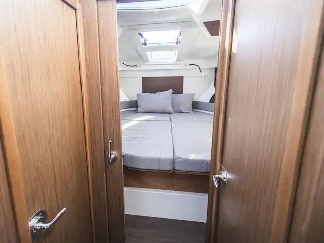 Beneteau Antares 9