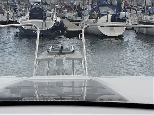 Beneteau Antares 9