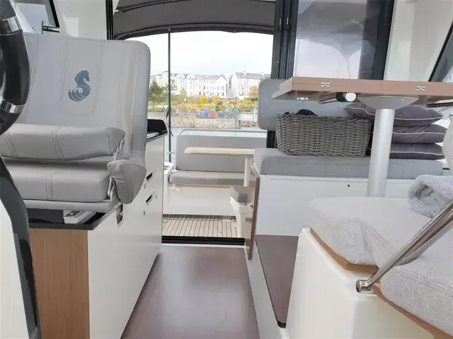 Beneteau Antares 9