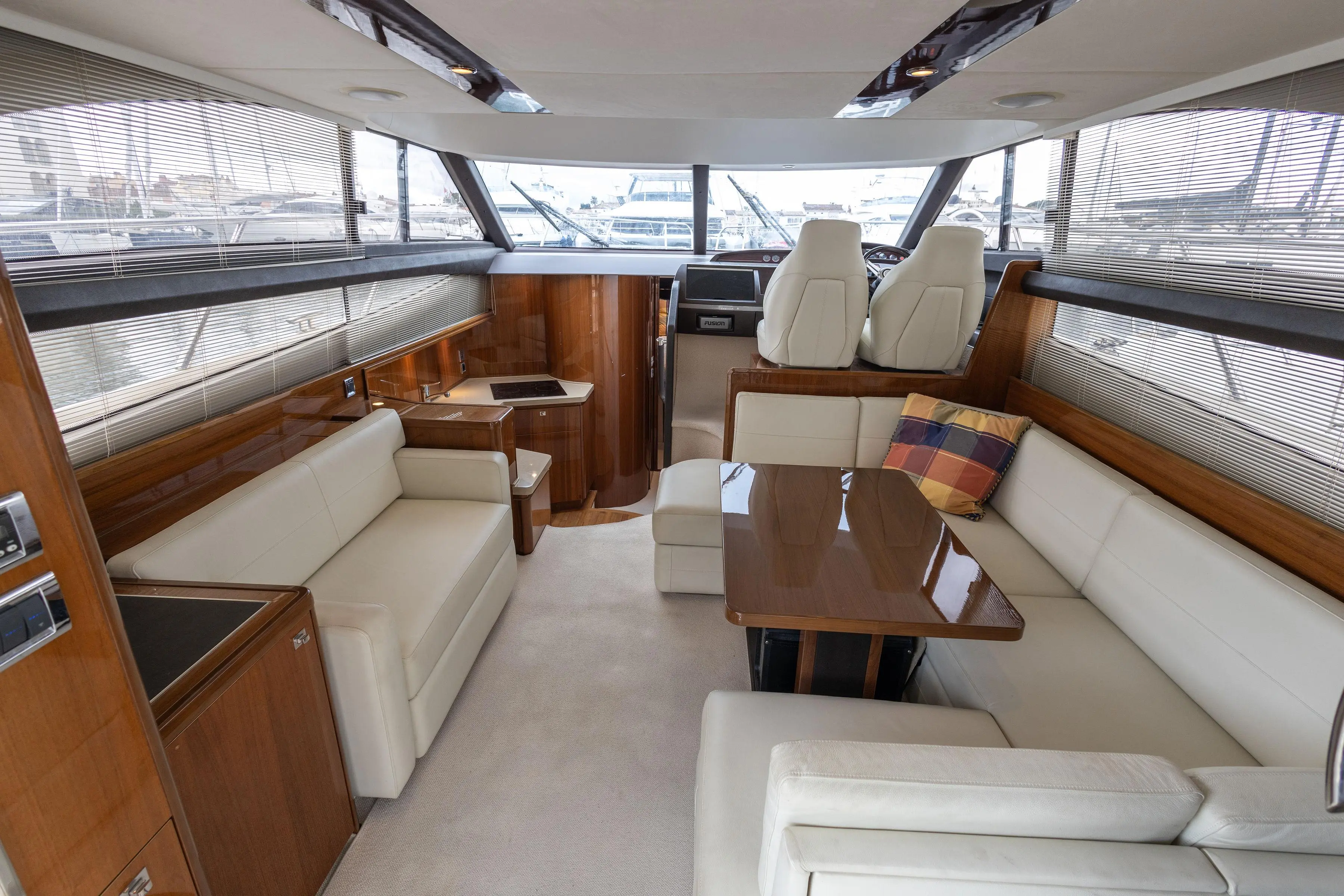 2013 Princess 42 flybridge