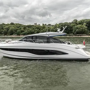 2021 Princess V55