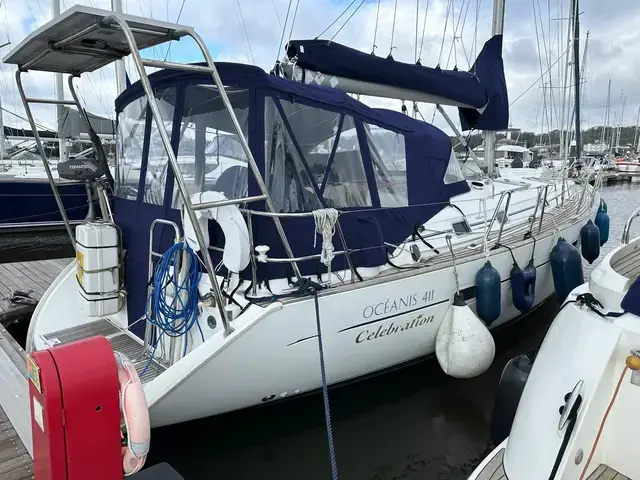 Beneteau Oceanis 411 Celebration